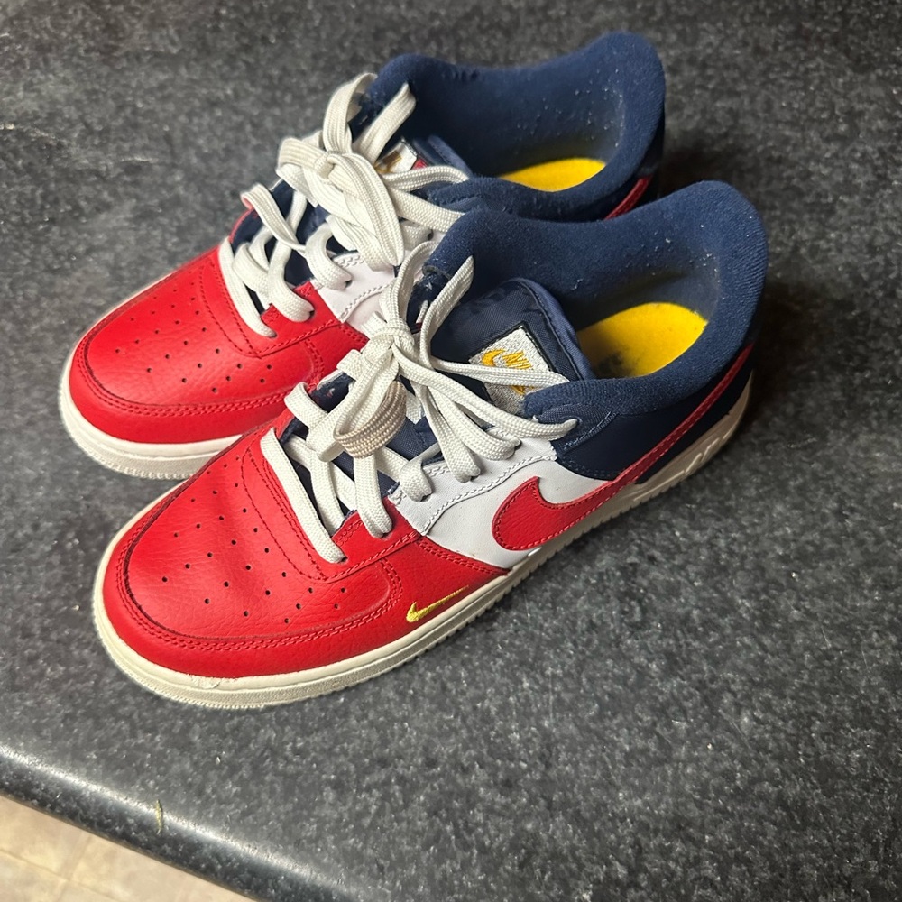 Nike Kids Red and Navy Sneakers 5.5Y